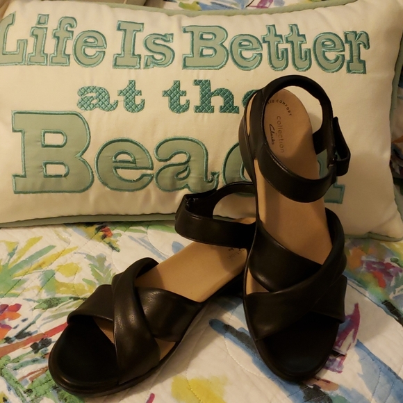 clarks comfort sandals